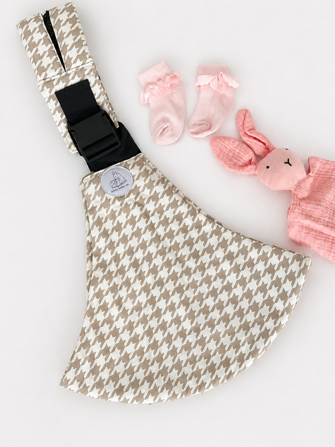 Oat | EVER carrier flat lay/product image 